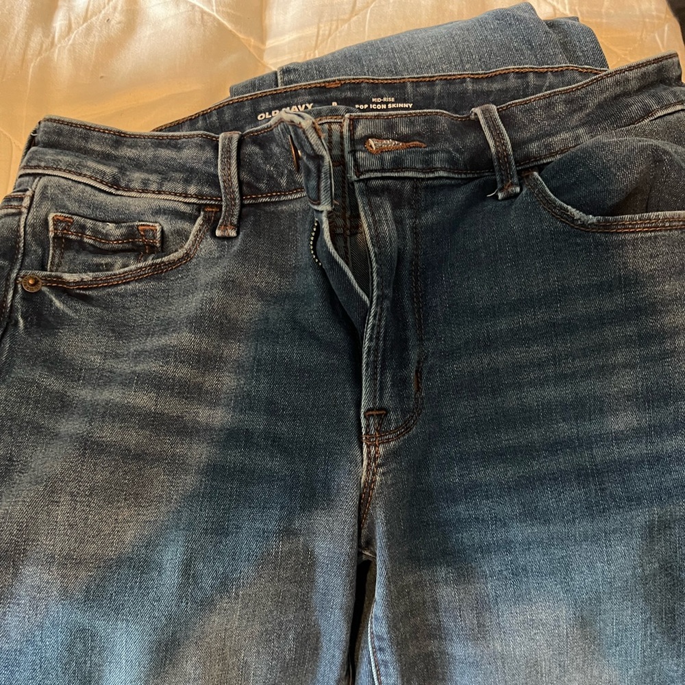 Old navy jeans, size 8